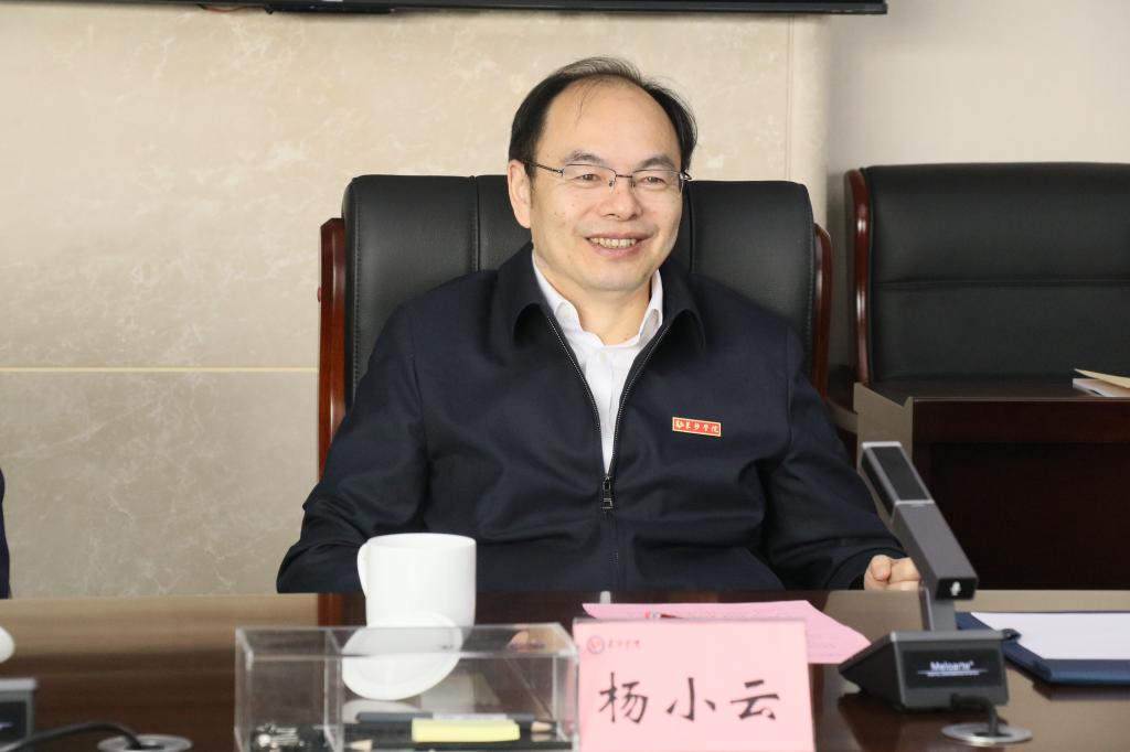湖南文理学院党委书记龙献忠一行来我校调研交流